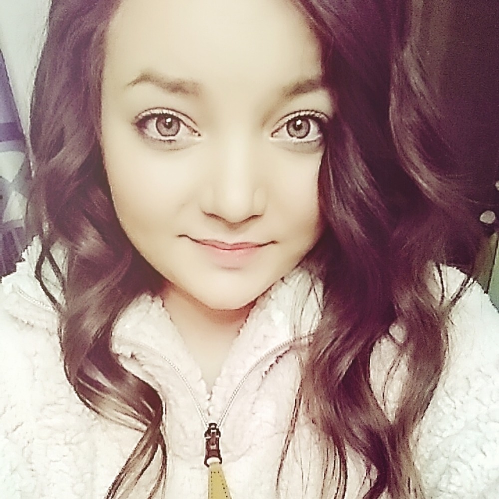 Meet your Posher, Kelly